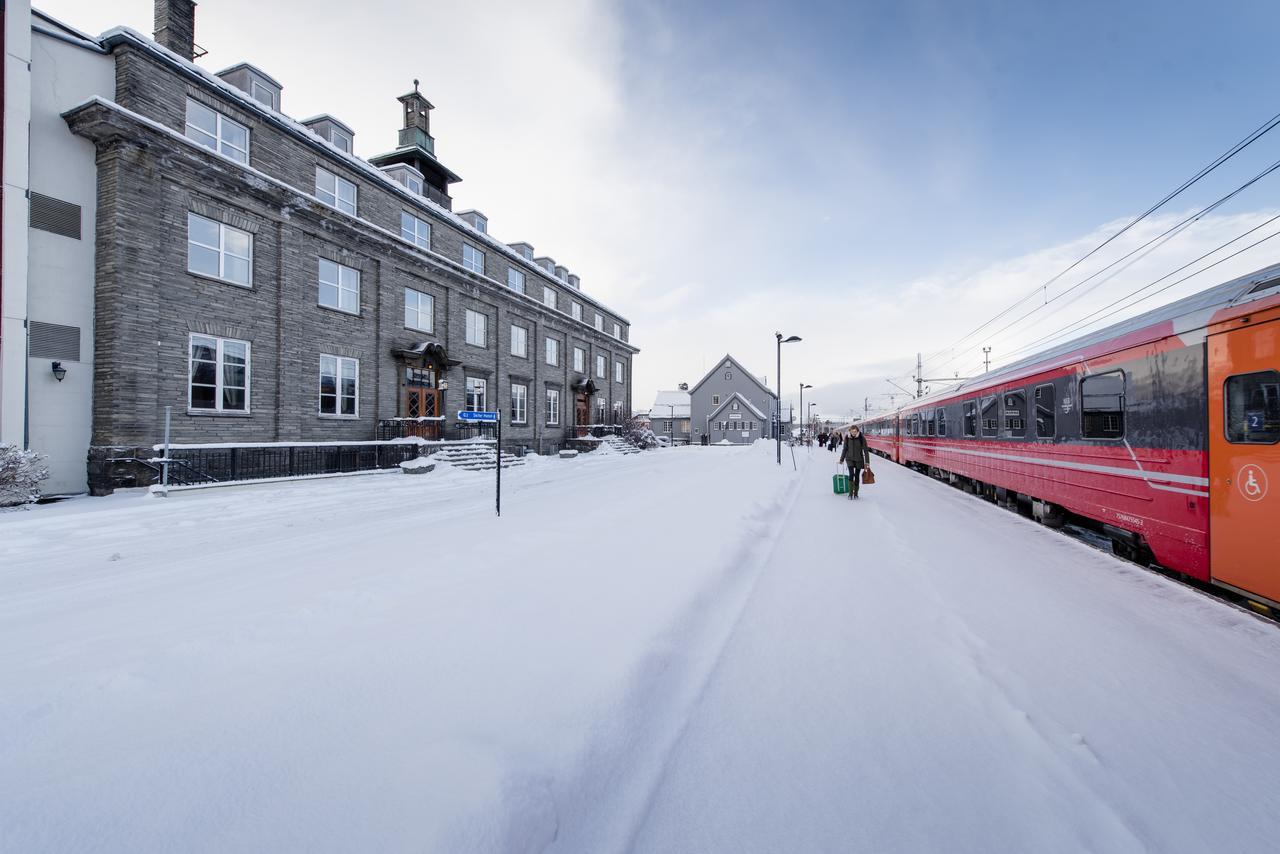 Oppdal Turisthotell Exterior foto
